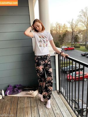 blissfulellie photo #0027