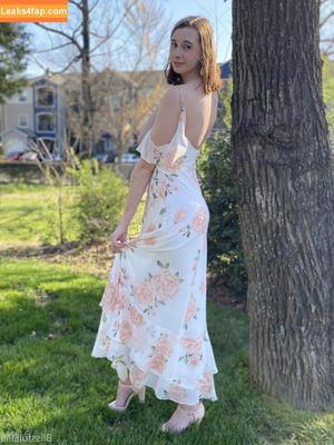 blissfulellie photo #0033