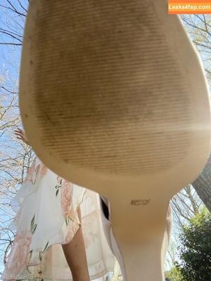 blissfulellie photo #0044