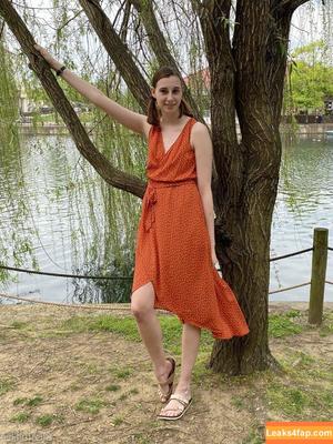 blissfulellie photo #0078