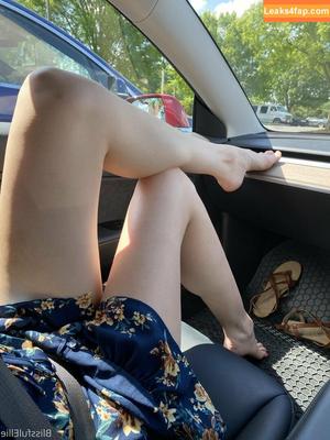 blissfulellie photo #0146