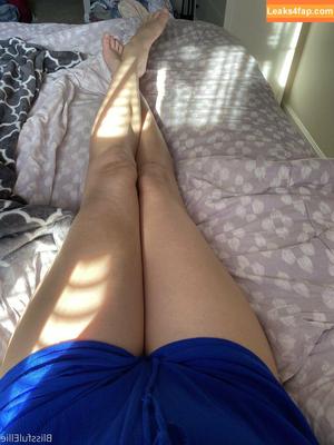 blissfulellie photo #0204