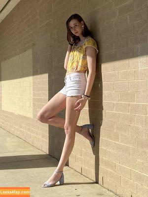 blissfulellie photo #0266