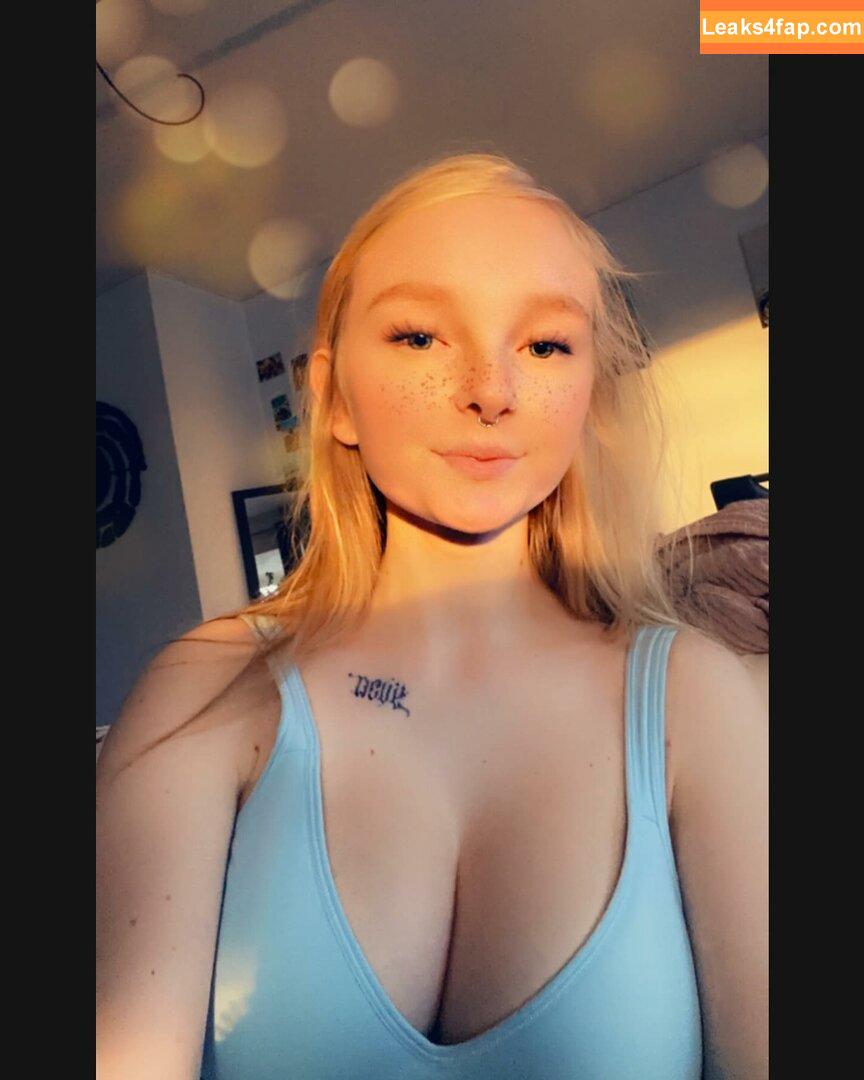 blonde_vivi /  leaked photo photo #0072