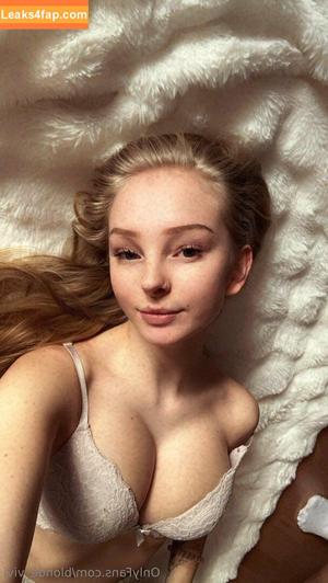 blonde_vivi photo #0005