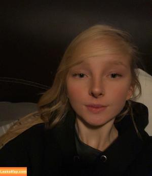 blonde_vivi photo #0018