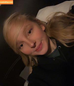 blonde_vivi photo #0020
