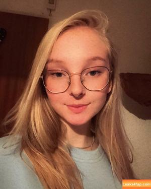 blonde_vivi photo #0029