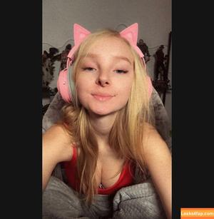 blonde_vivi photo #0053
