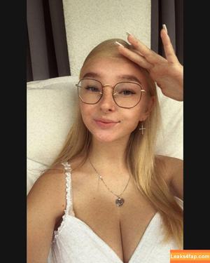 blonde_vivi photo #0107