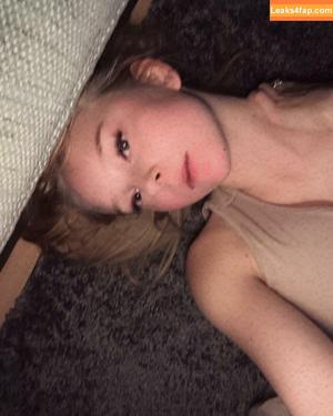 blonde_vivi photo #0119