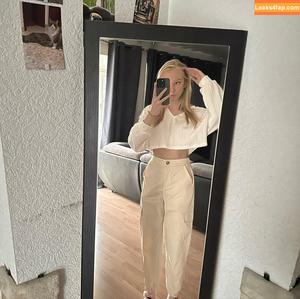 blonde_vivi photo #0129