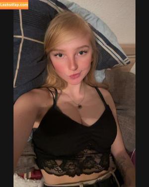 blonde_vivi photo #0180