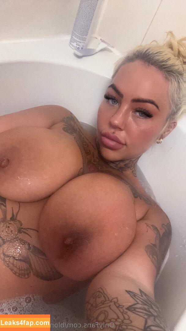 blondebitchvibesx / mikky_goddar leaked photo photo #0013
