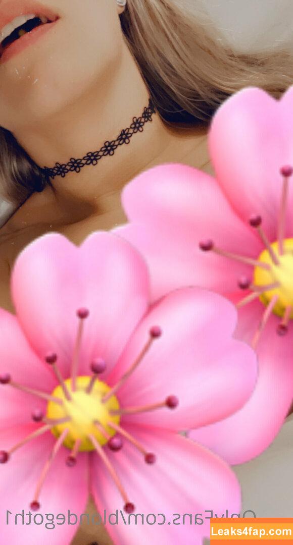 blondegoth1 leaked photo photo #0004