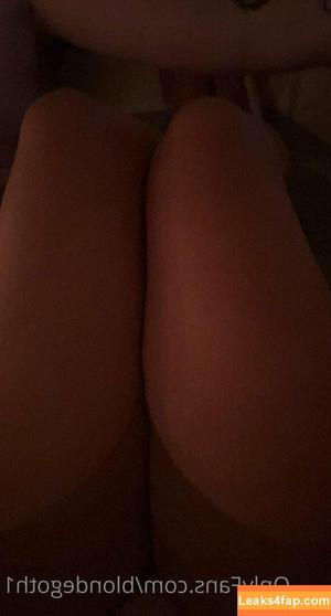 blondegoth1 photo #0014