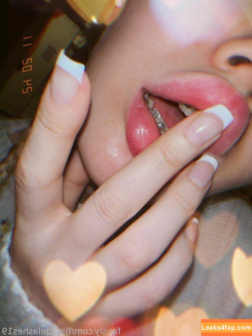 Blondelashes19 / oralstrawberry слитое фото фото #0255