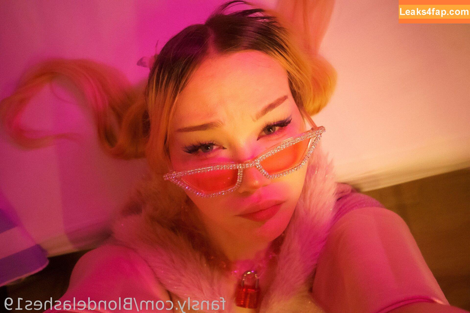 Blondelashes19 / oralstrawberry слитое фото фото #0327