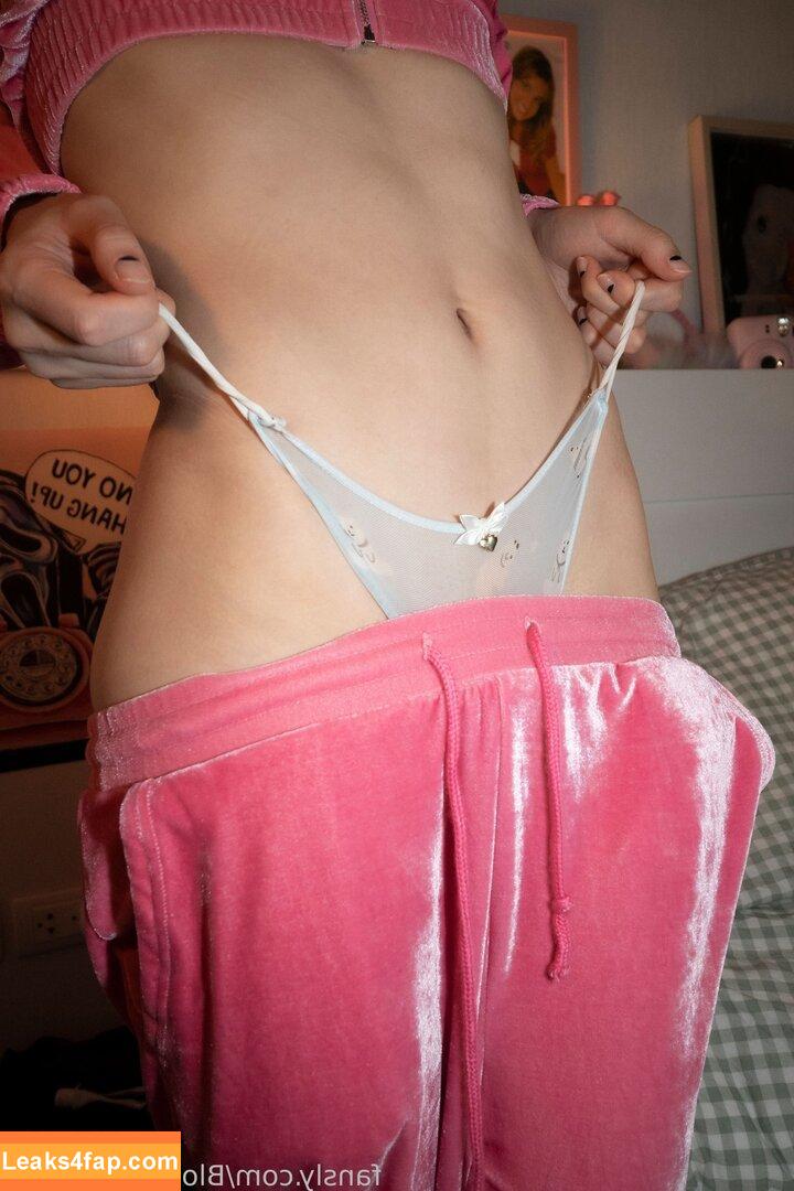 Blondelashes19 / oralstrawberry leaked photo photo #0440
