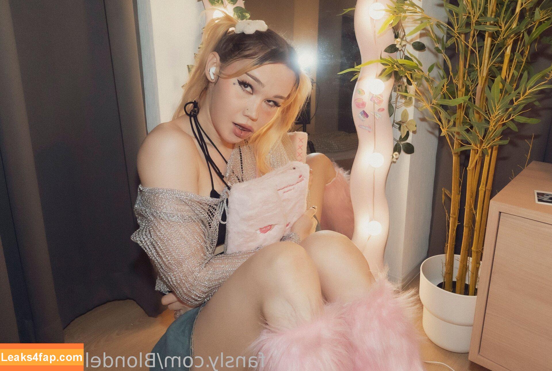 Blondelashes19 / oralstrawberry leaked photo photo #0481