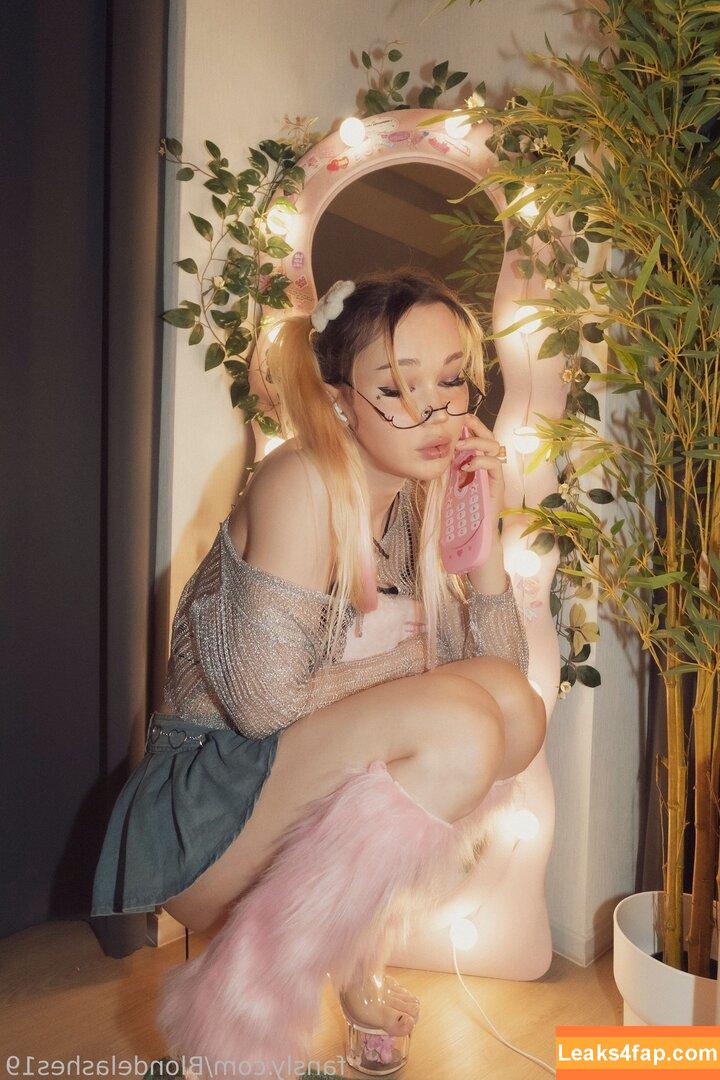 Blondelashes19 / oralstrawberry leaked photo photo #0483