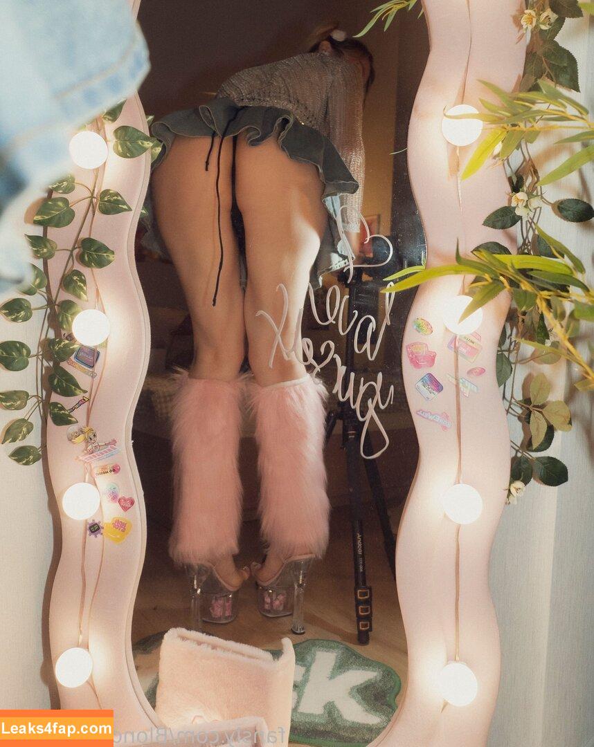 Blondelashes19 / oralstrawberry leaked photo photo #0493