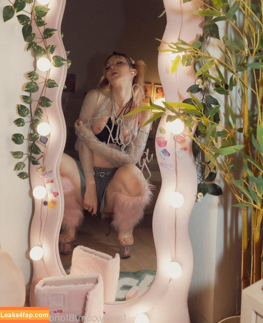 Blondelashes19 / oralstrawberry leaked photo photo #0494