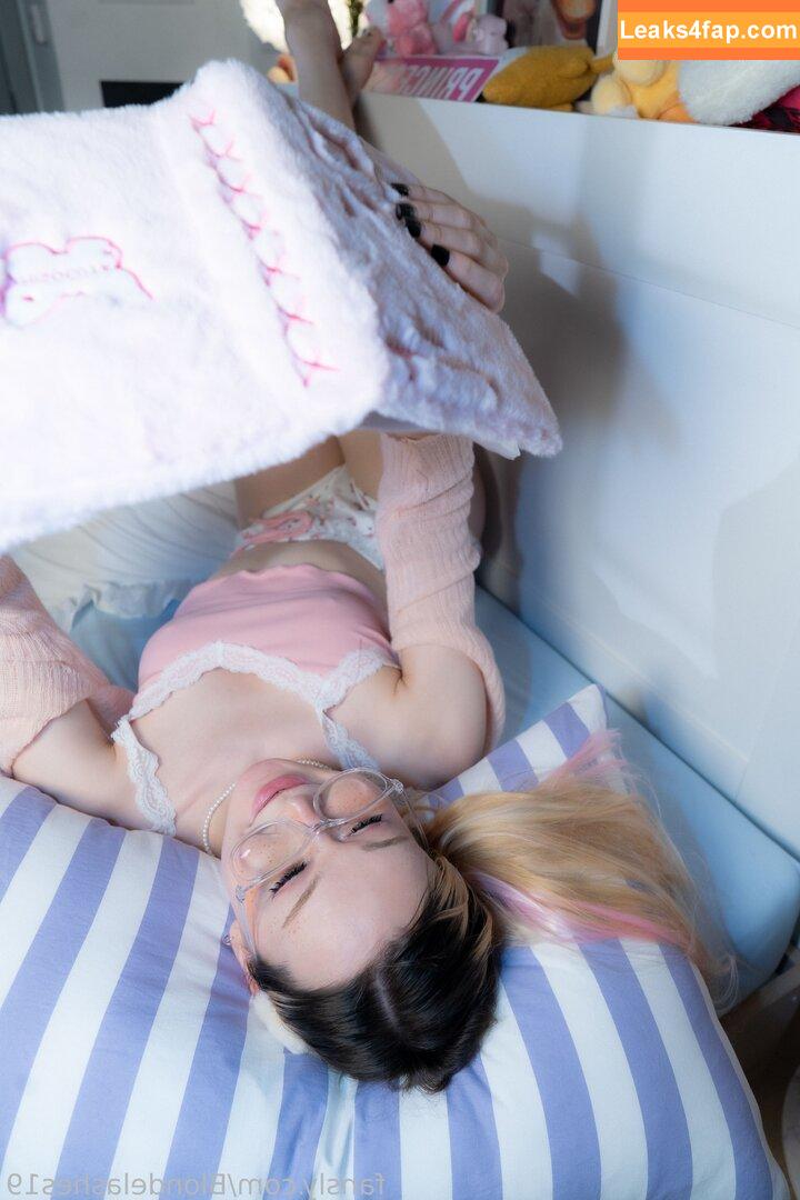 Blondelashes19 / oralstrawberry leaked photo photo #0521