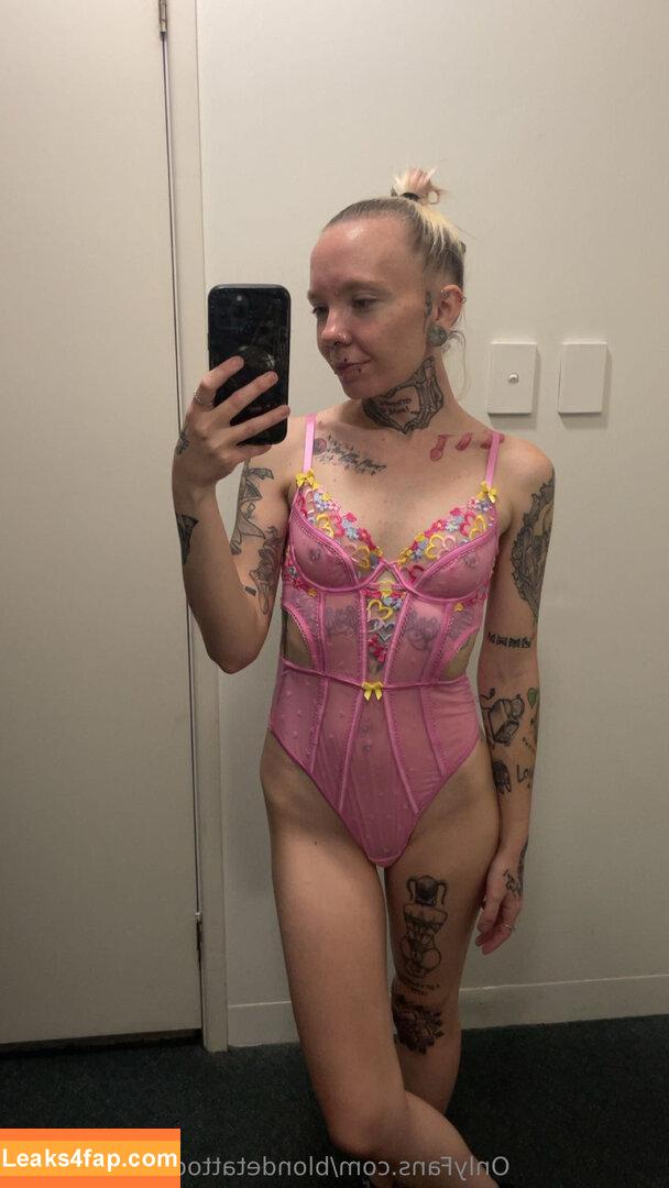 blondetattooedprincess98 /  leaked photo photo #0004
