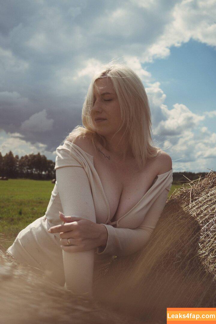 Blondie.v.s / stanli99 leaked photo photo #0006