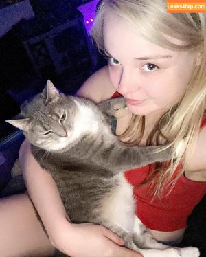 blondiewondie photo #0101