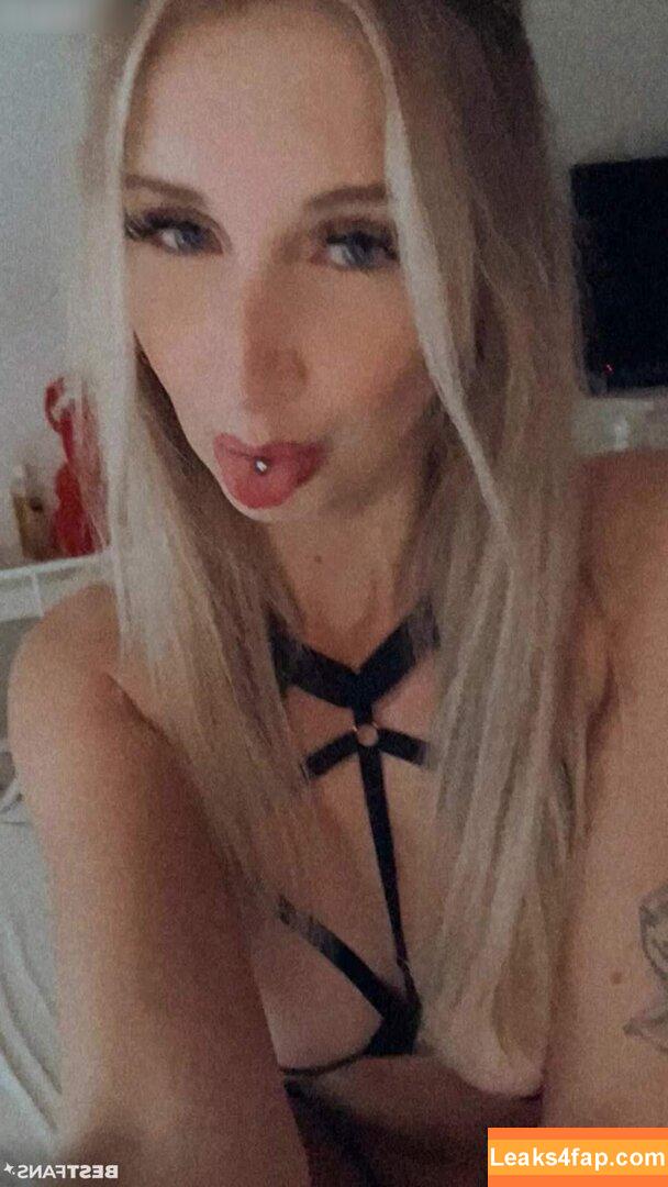 Blondiiegiirl / missblondieque leaked photo photo #0045