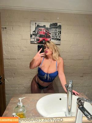 blondiiie_rose photo #0020