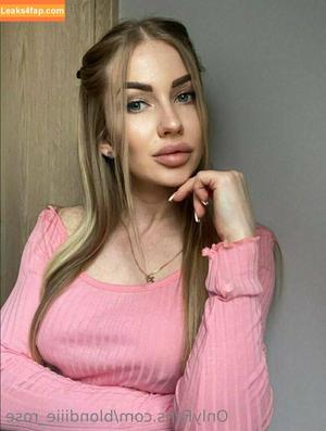 blondiiie_rose photo #0056