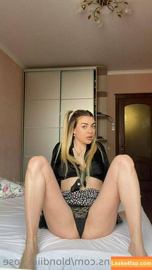 blondiiie_rose photo #0061