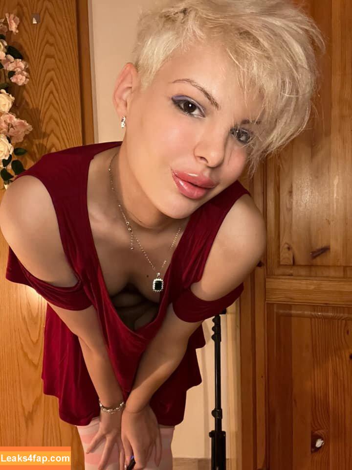 Blonditwink / femboytwink2 / https: слитое фото фото #0084