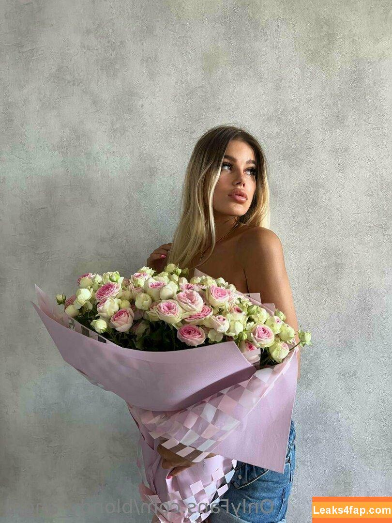 blondy_angel / blondyangel leaked photo photo #0035