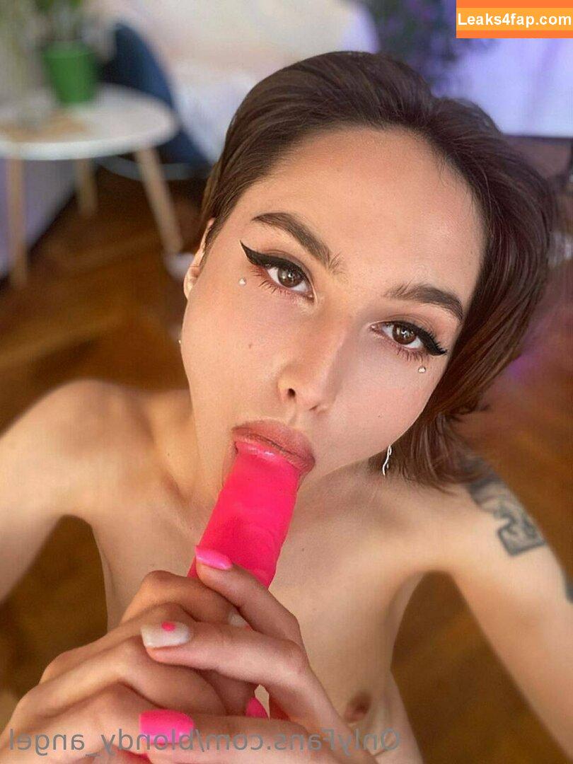blondy_angel / blondyangel leaked photo photo #0189