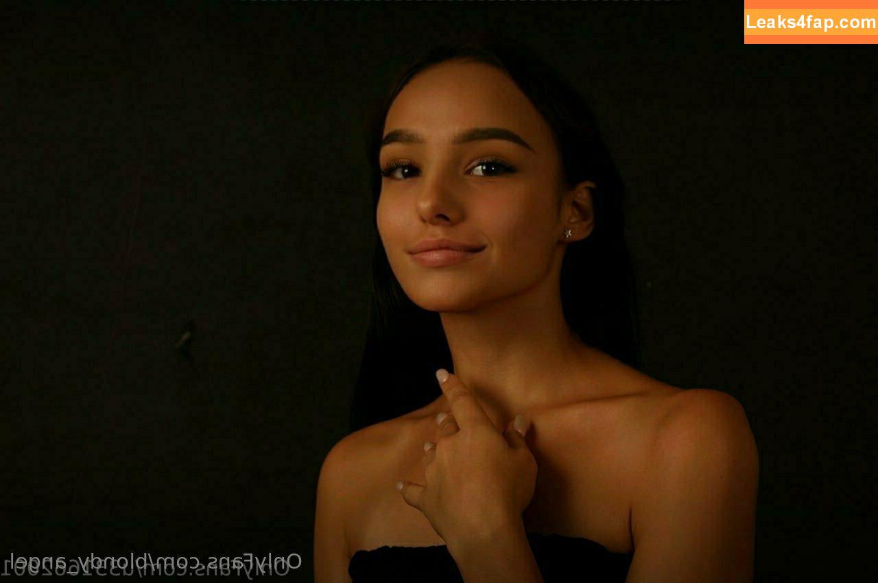 blondy_angel / blondyangel leaked photo photo #0614