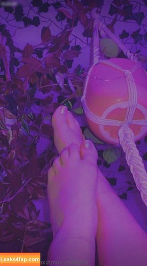 Blossom.prinxess photo #0032