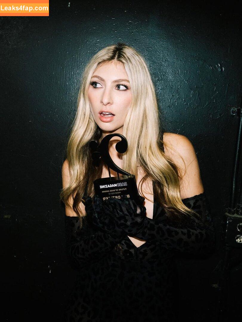 Blu DeTiger / 331003433 leaked photo photo #0263