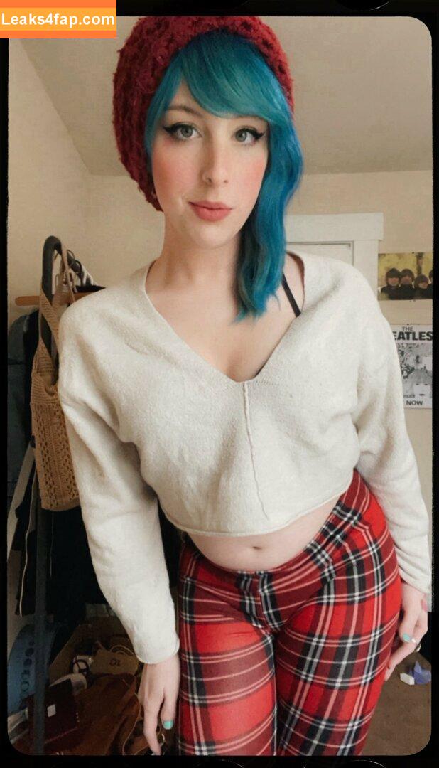 Blue Haired Cherry Bomb / lilsunflowergoddess leaked photo photo #0002