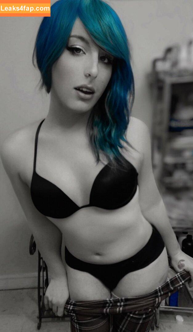 Blue Haired Cherry Bomb / lilsunflowergoddess leaked photo photo #0003