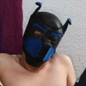 blueandredmask photo #0025