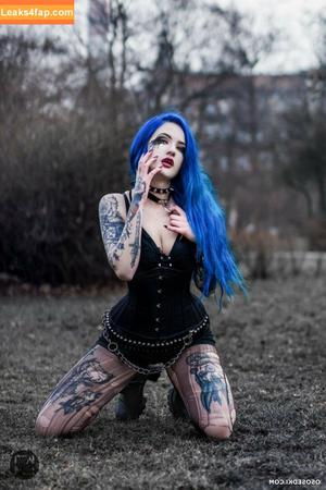 BlueAstrid photo #0006