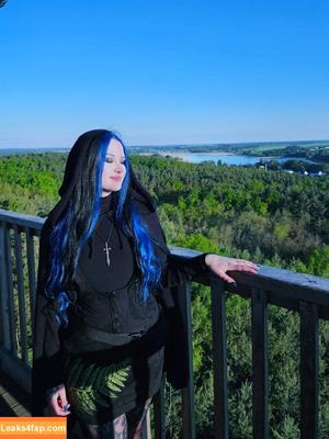 BlueAstrid photo #0236