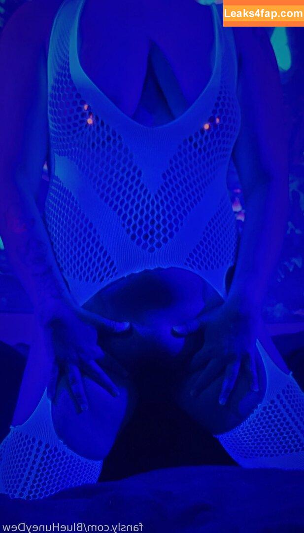 BlueHuneyDew / bluehunnitss_ leaked photo photo #0115