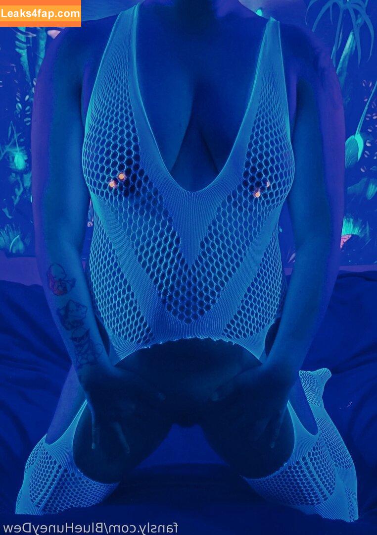 BlueHuneyDew / bluehunnitss_ leaked photo photo #0121