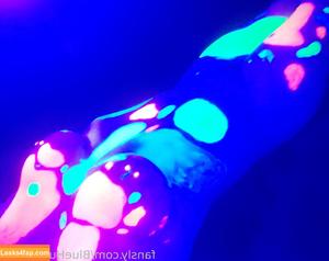BlueHuneyDew photo #0110