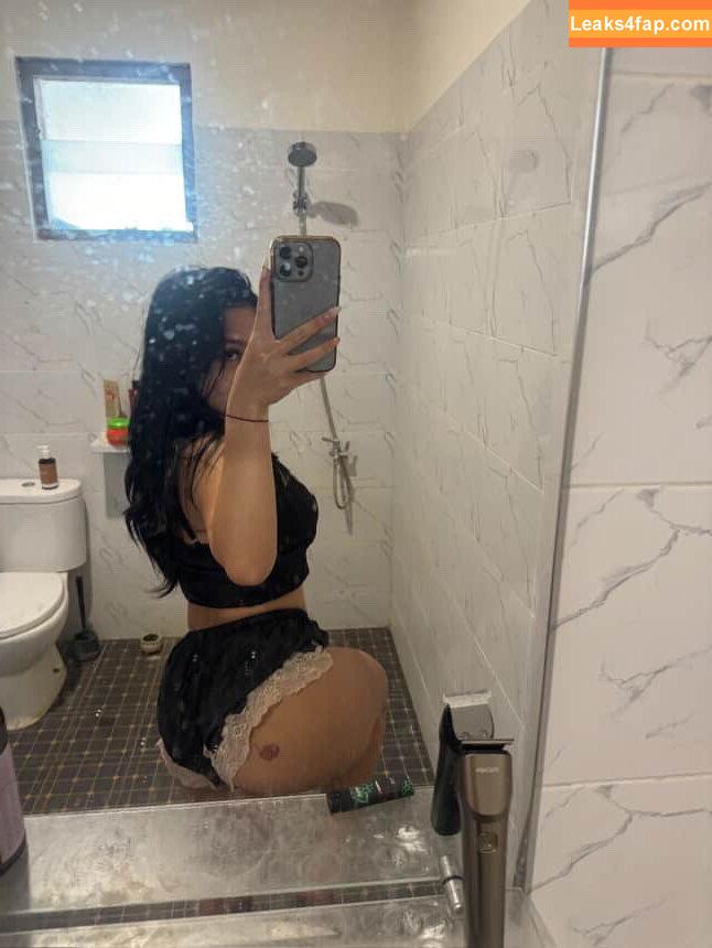 bluntviews_ /  leaked photo photo #0001